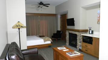 مكتب ومكواة/لوح كي وواي فاي مجانًا وملاءات أسرّة