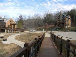 Exterior - Echo Bluff State Park (Eminence)