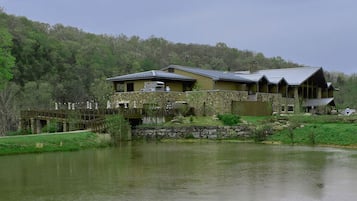 واجهة المنشأة