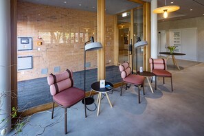 Lobby sitting area - Schaan-Vaduz Youth Hostel (Schaan)