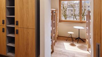 Standard Room, Shared Bathroom (Sextuple room) | Blackout drapes, bed sheets, wheelchair access