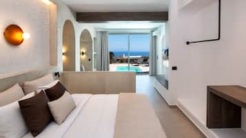 Villa S outdoor plunge pool