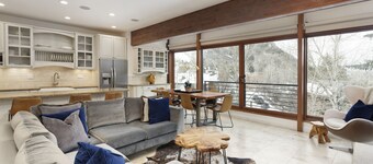 Durant Condominiums by Frias