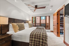 1 bedroom, premium bedding, individually decorated - Fasching Haus Condominiums by Frias (Aspen)