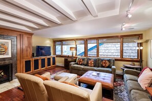 Deluxe Condo, 3 Bedrooms, Fireplace (9) | View from room - Fasching Haus Condominiums by Frias (Aspen)