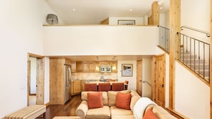 Deluxe Condo, 2 Bedrooms (202) | Living area | TV - Fifth Avenue Condominiums by Frias (Aspen)