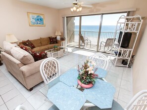 Condo, 1 Bedroom