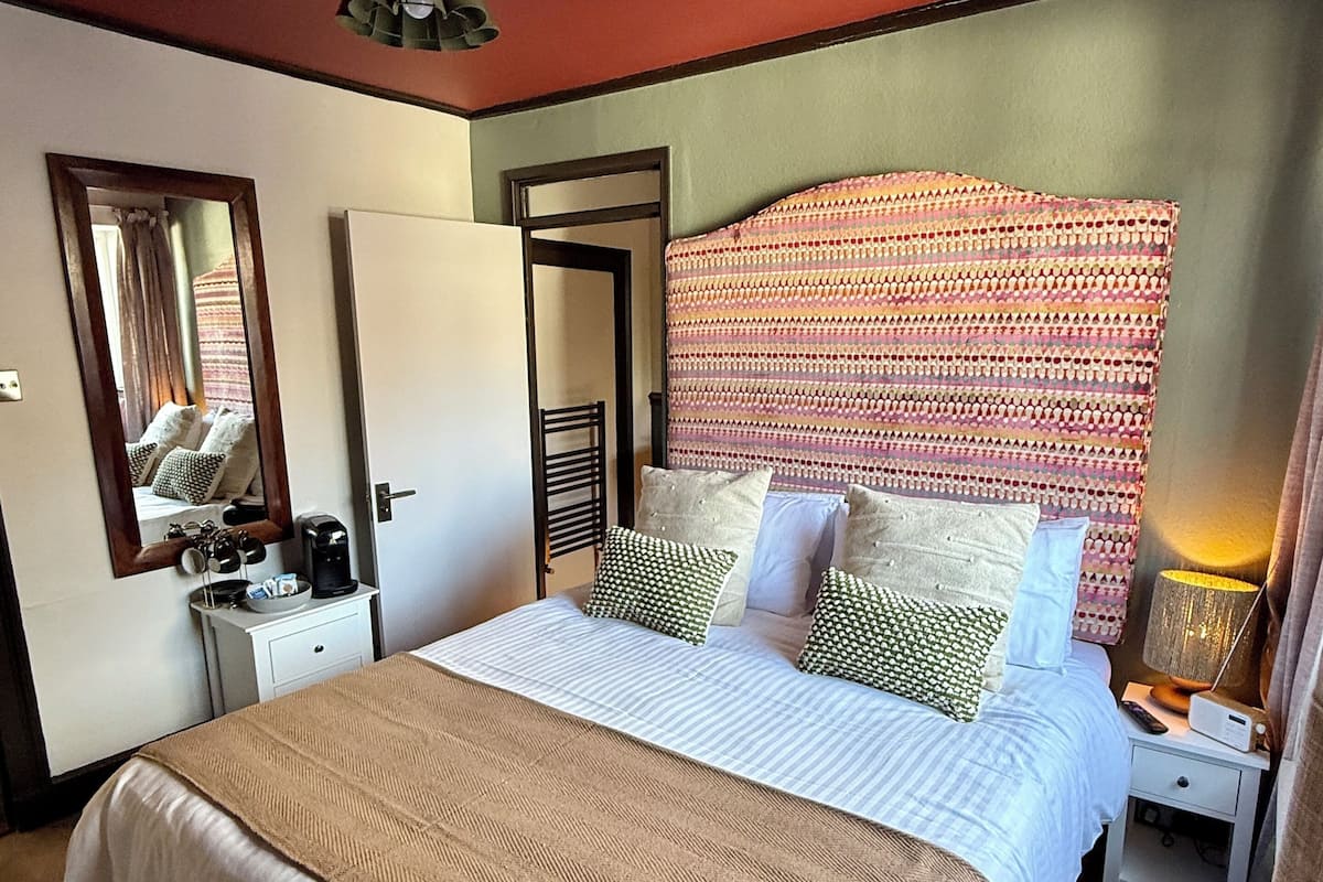 스탠다드룸 | 다리미/다리미판, 무료 WiFi, 침대 시트