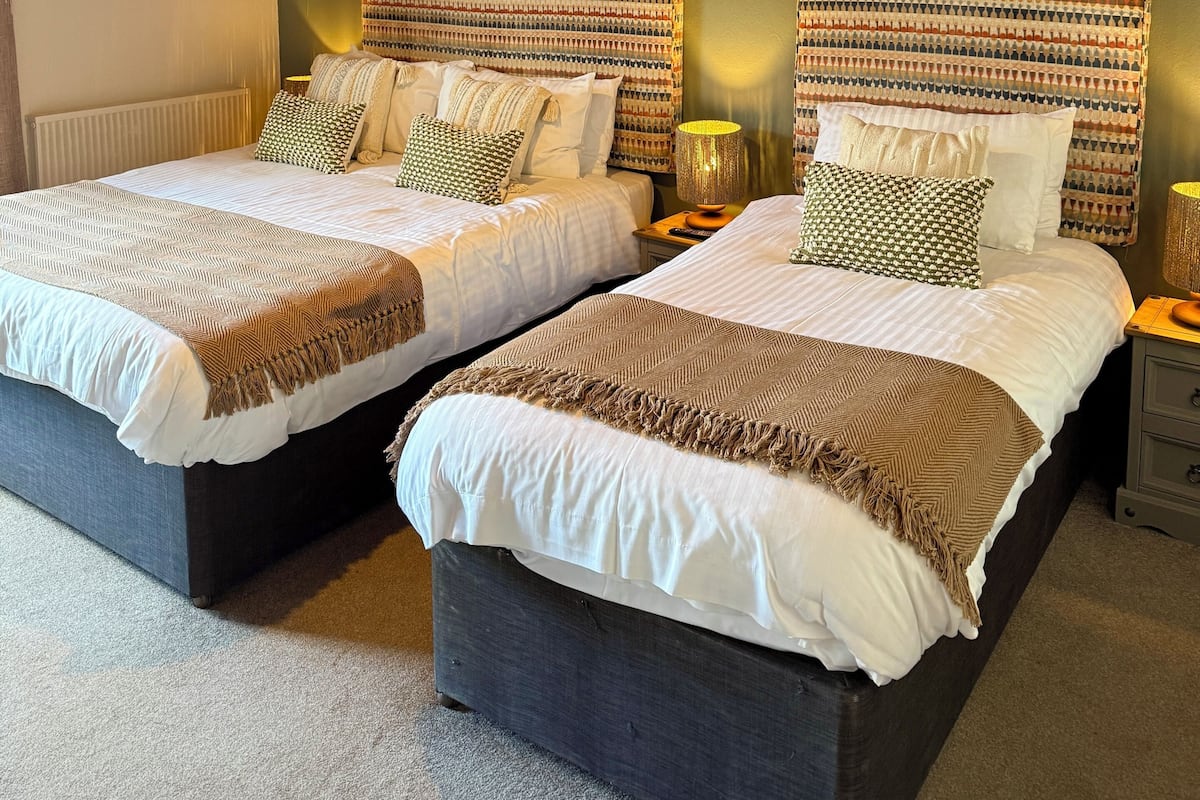 스탠다드 트리플룸 | 다리미/다리미판, 무료 WiFi, 침대 시트