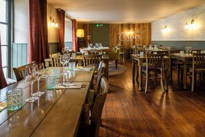 Restaurant - The Crown Hotel (Lynton)