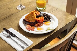 Free daily English breakfast  - The Crown Hotel (Lynton)