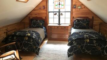 Cabin, Hot Tub, Mountainside | 1 bedroom, premium bedding