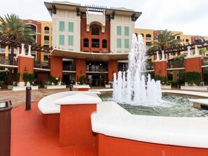 Condo, 3 Bedrooms | Front of property