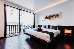 Deluxe Room | Premium bedding, minibar, desk, blackout drapes