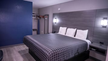 Desk, iron/ironing board, free WiFi, bed sheets