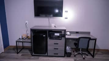 Room, 2 Queen Beds, Non Smoking | Desk, iron/ironing board, WiFi (free), bed sheets
