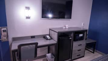 Desk, iron/ironing board, WiFi (free), bed sheets