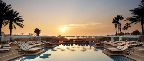3 outdoor pools, pool cabanas (surcharge), pool umbrellas