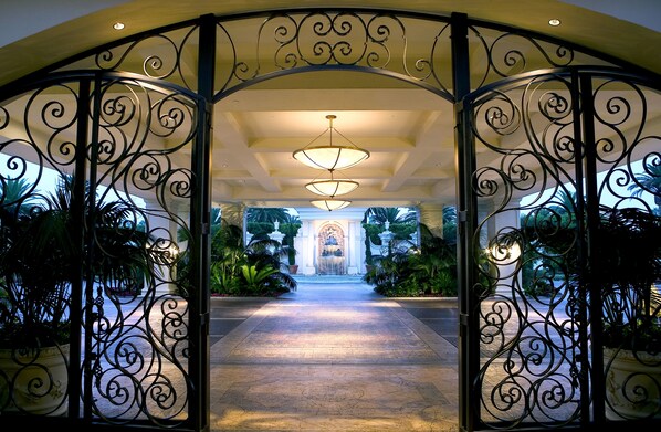 Property entrance - Waldorf Astoria Monarch Beach Resort & Club (Dana Point)