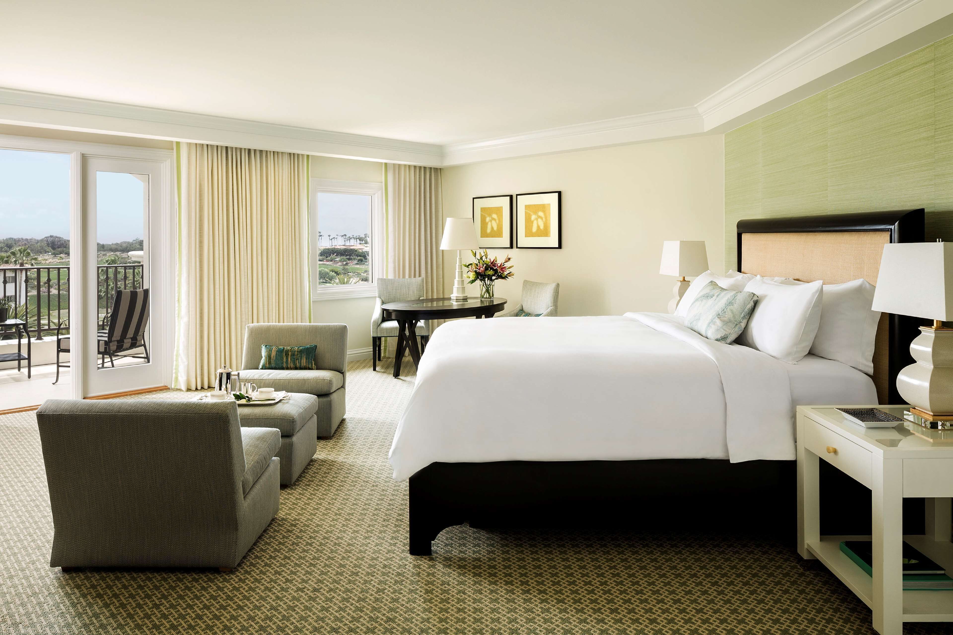 Premium bedding, down comforters, minibar, in-room safe