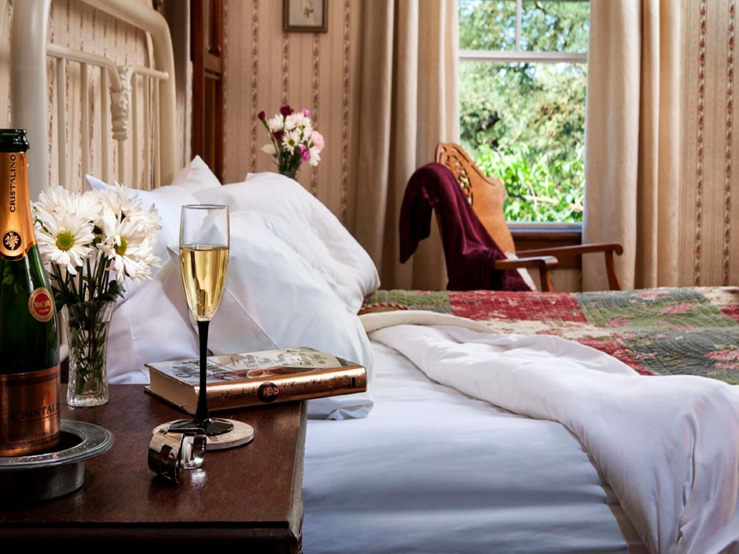 5 bedrooms, premium bedding, individually decorated