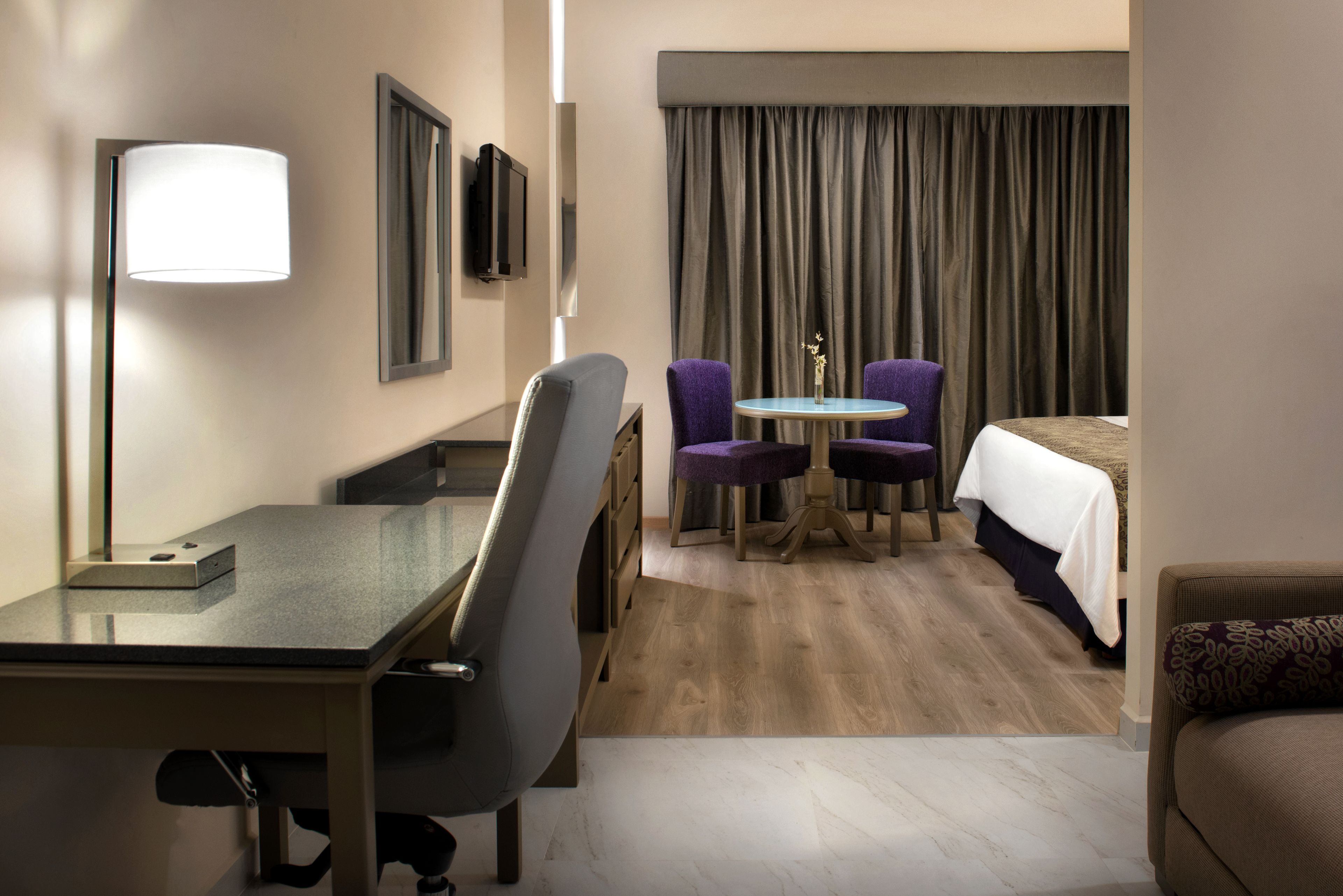 deluxe double room, 1 king bed | 1 bedroom, in-room safe, desk, iron/ironing board