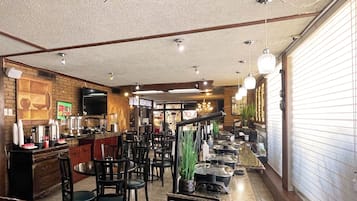 Tägliches inbegriffenes Frühstücksbuffet