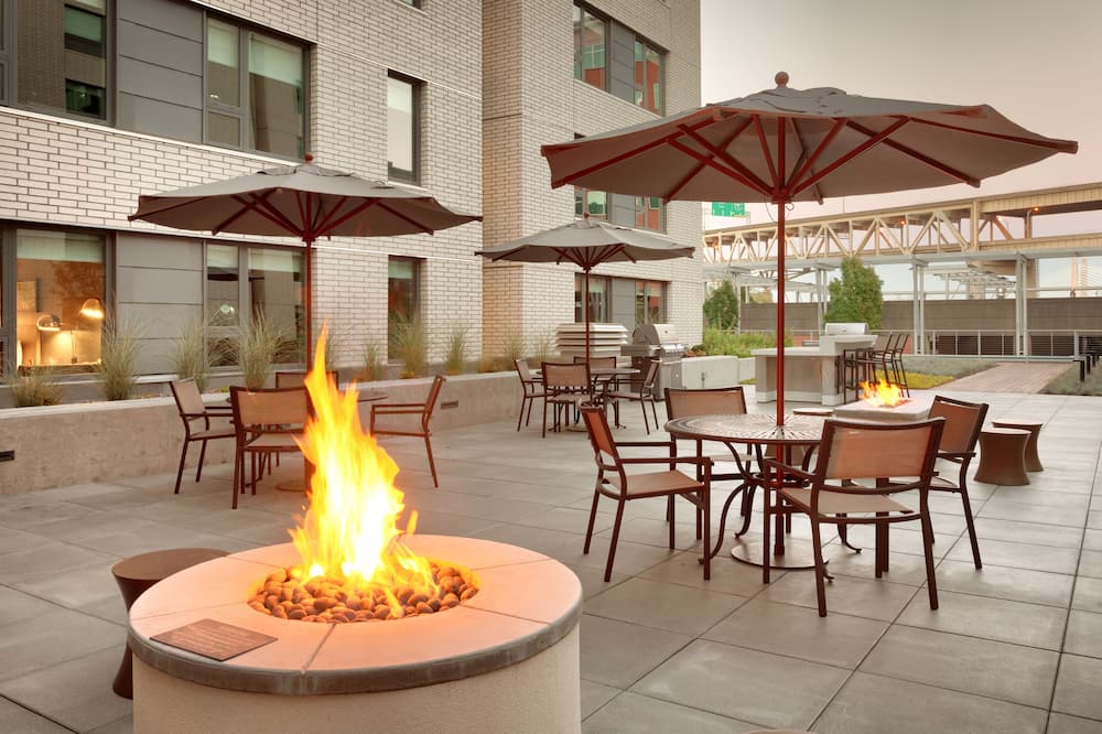 Hyatt House Portland/Downtown