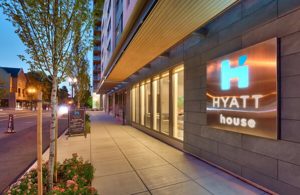 Exterior - Hyatt House Portland/Downtown (Portland)
