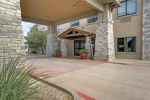 Exterior - Best Western Plus Big Lake Inn (Big Lake)