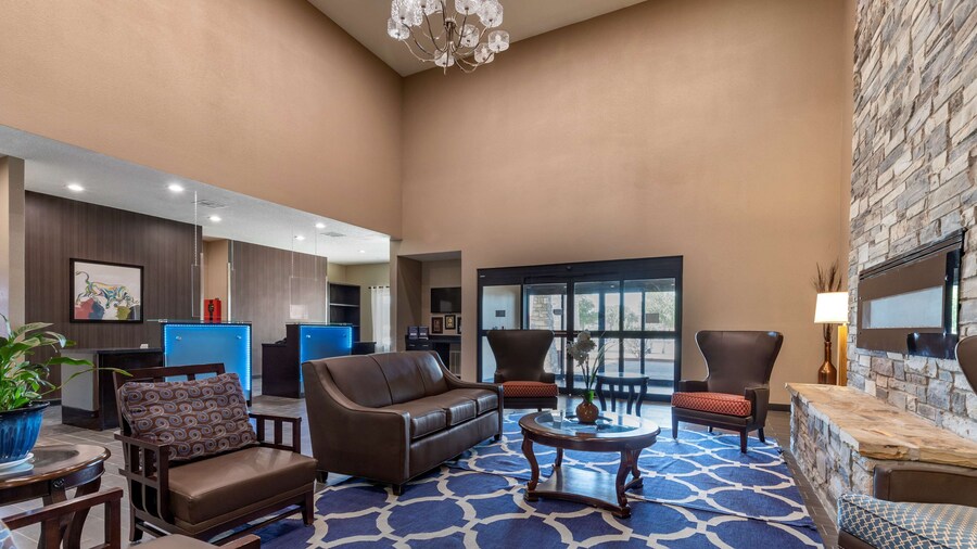 Best Western Plus Big Lake Inn