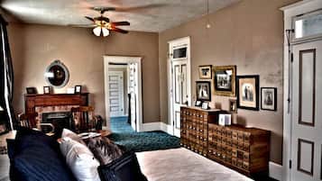 Suite, 1 Queen Bed | Iron/ironing board, free rollaway beds, free WiFi