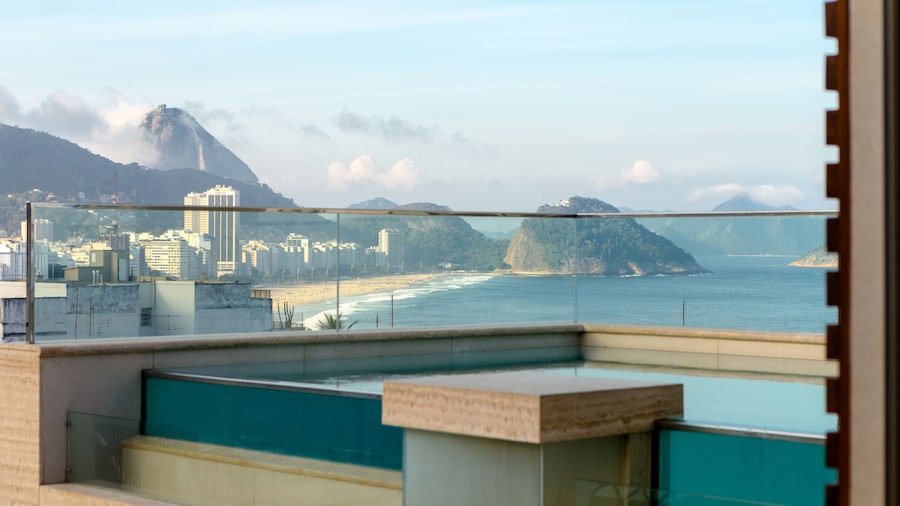 Ritz Copacabana Hotel