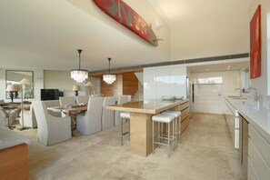 Apartment 5, 4 Bedrooms, 4 Bathrooms, Ocean View | Private kitchen | Full-size fridge, microwave, oven, stovetop - Hastings Park Noosa (Noosa Heads)
