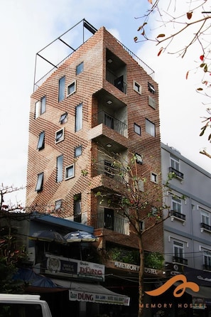 Exterior - Memory Hostel (Da Nang)