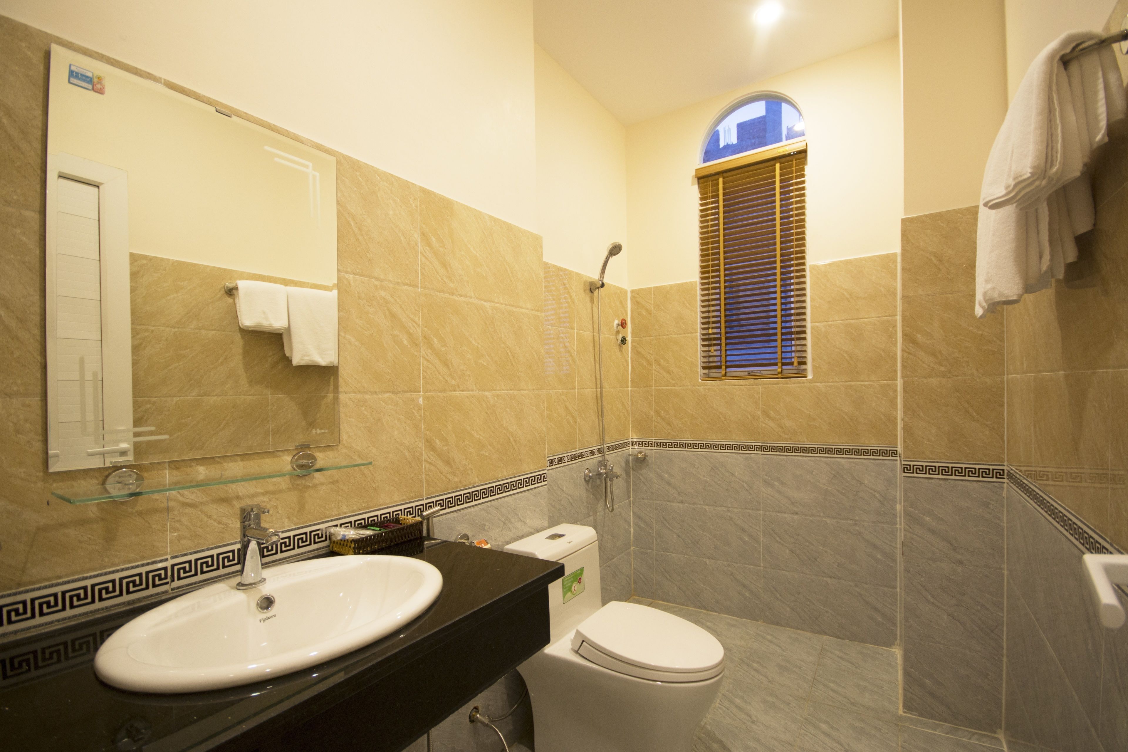 Photo - Kim Huong Quang Hotel