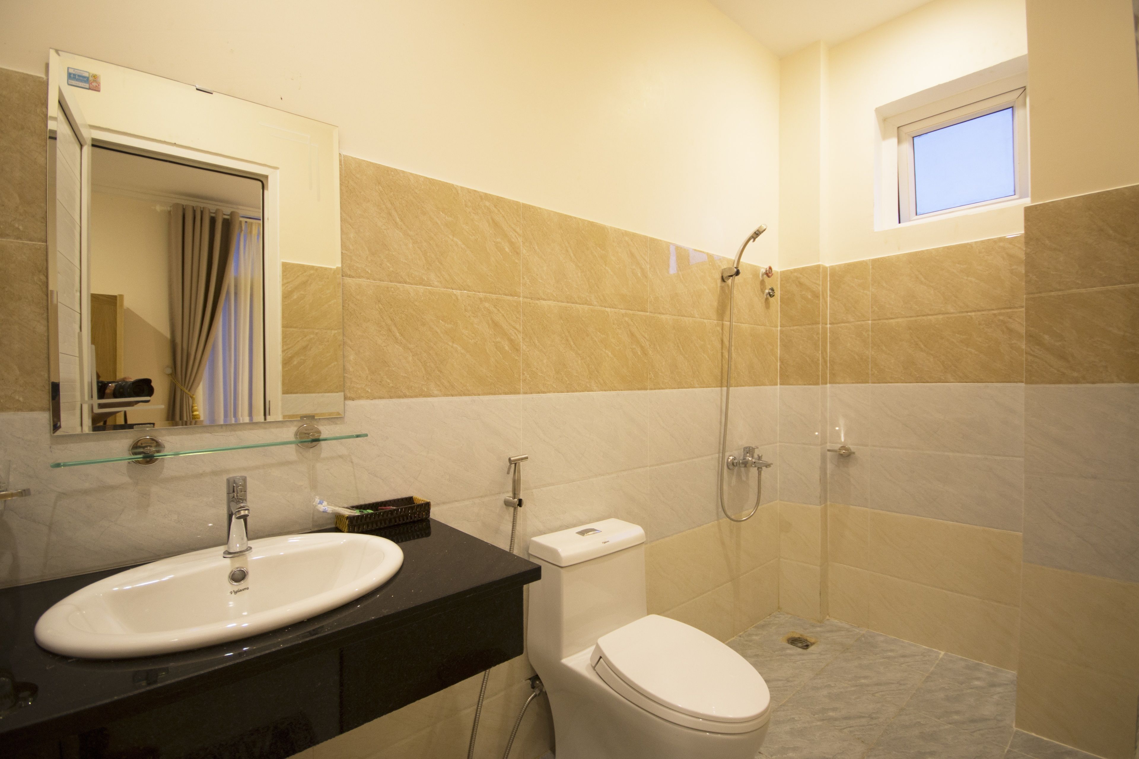 Photo - Kim Huong Quang Hotel