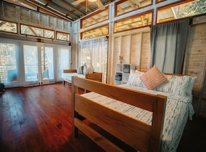 Free WiFi, bed sheets - Hotel Eclypse de Mar Acqua Lodge (Bastimentos)