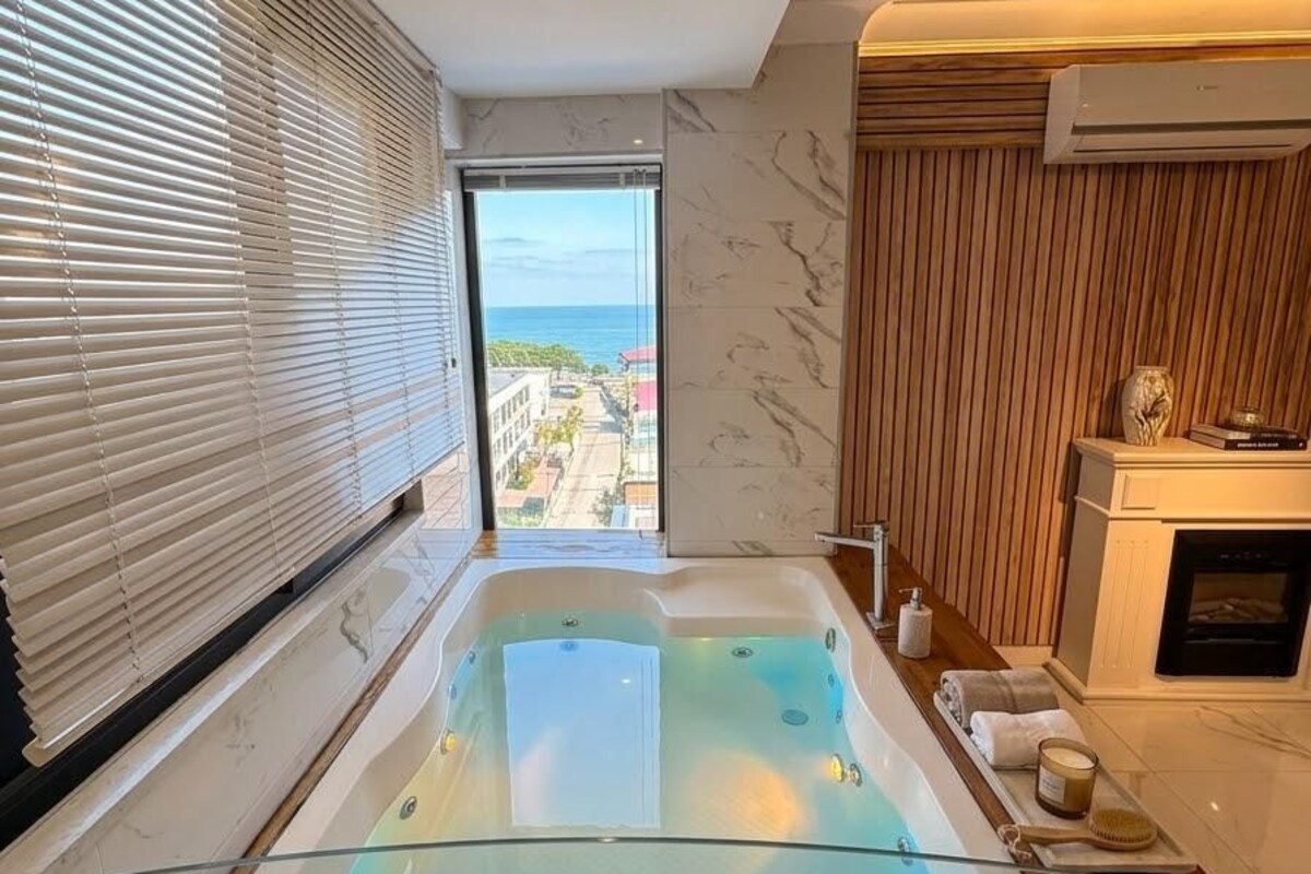 King Suite | 1 室のベッドルーム、高級寝具、ミニバーのアイテム (無料)、デスク