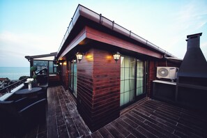 Sky Suite - Spa Bathtub | Terraza o patio