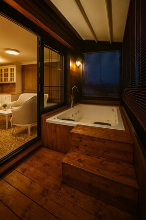 Presidential Suite, 1 Bedroom, Bathtub | Terrace/patio