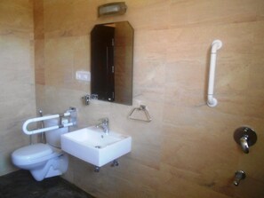 Superior Villa, 1 King Bed, Smoking, Mountain View | Bathroom | Shower, free toiletries, towels