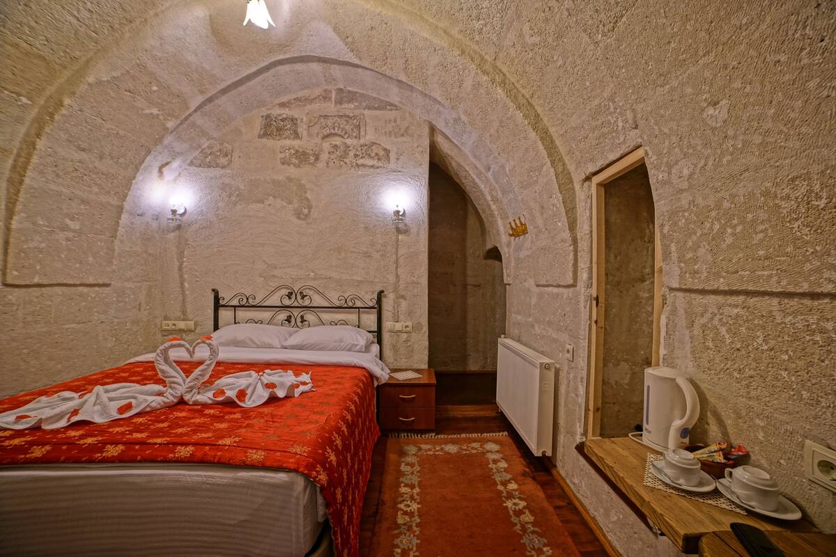 Double Arch Room | 高級寢具、房內夾萬、遮光窗簾/窗簾、隔音