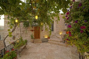 Garden - Melek Cave Hotel (Nevsehir)