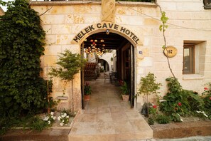 Property entrance - Melek Cave Hotel (Nevsehir)