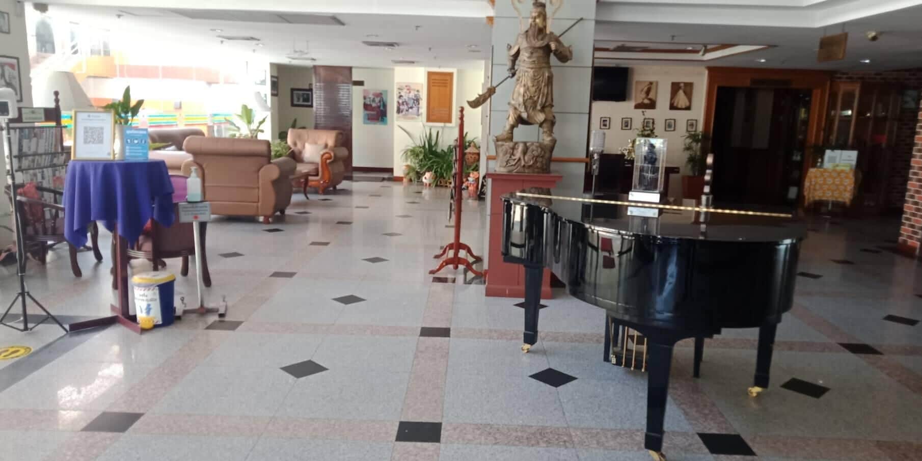 Café da manhã, almoço e jantar