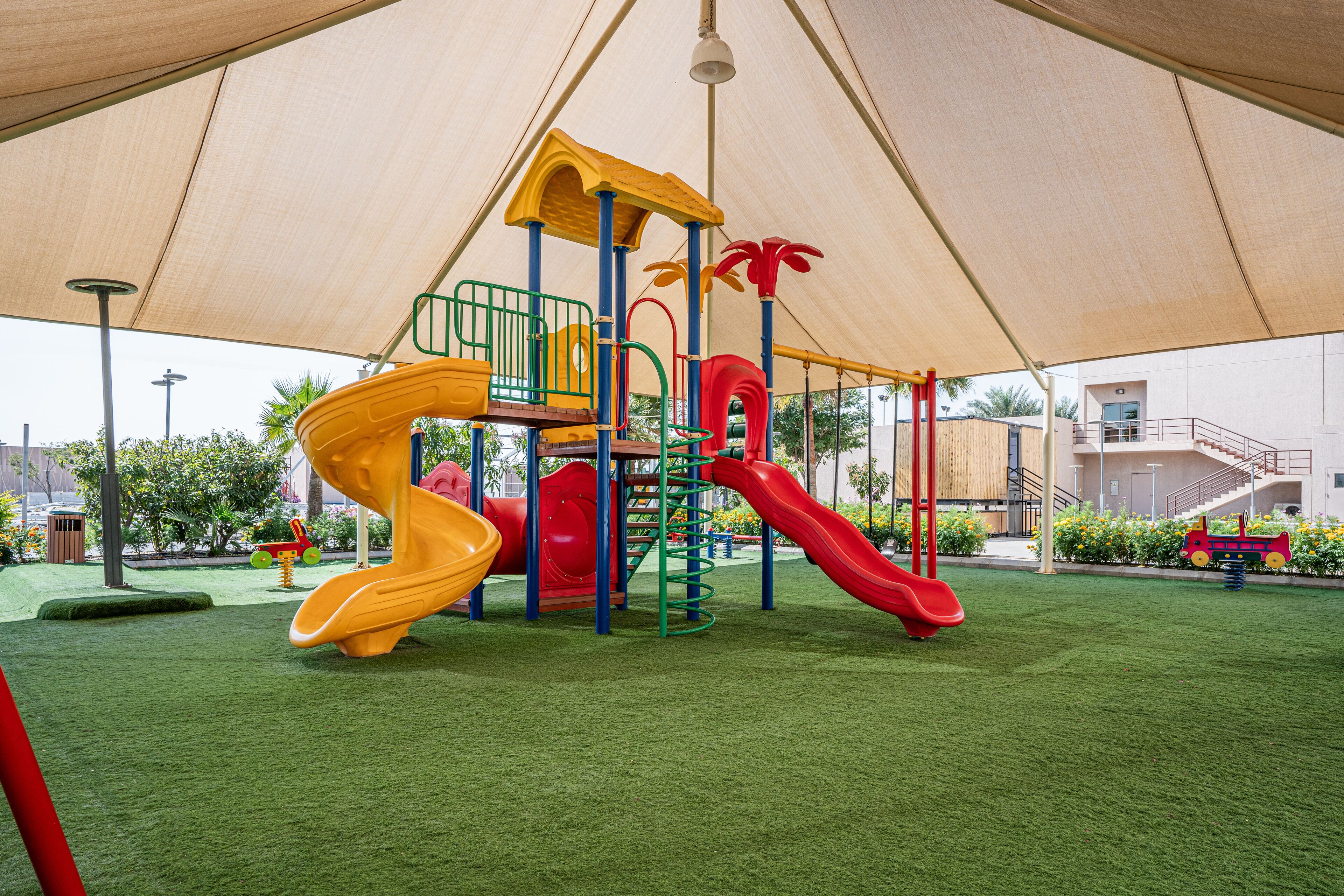 children’s play area – outdoor