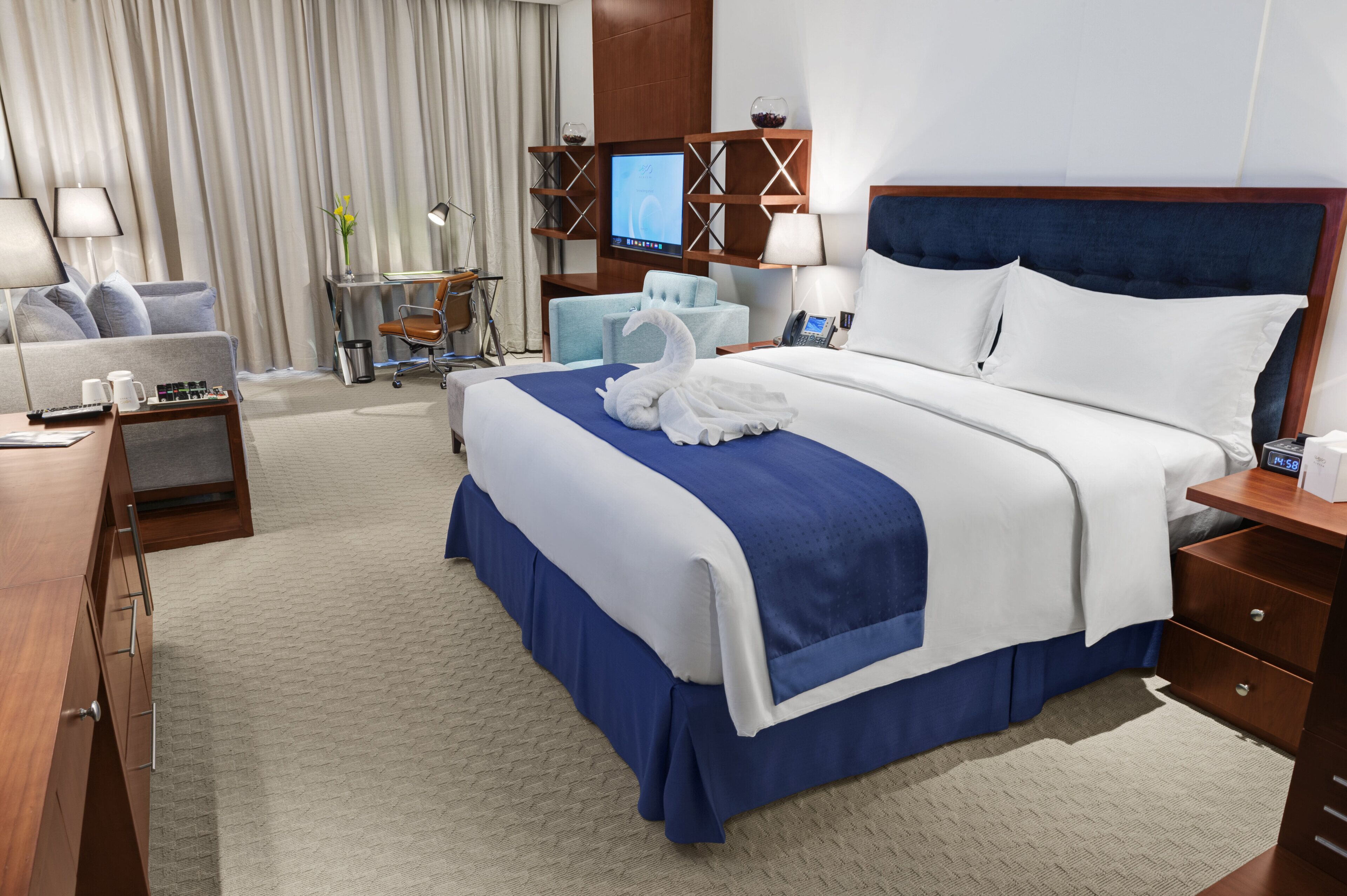 1 bedroom, premium bedding, memory-foam beds, minibar