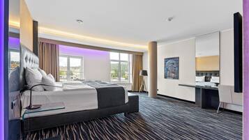 华丽双人房或双床房, 城市景观 | 防过敏的被褥、Select Comfort 床、迷你吧、客房内保险箱