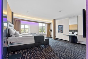 Deluxe Double or Twin Room with City View